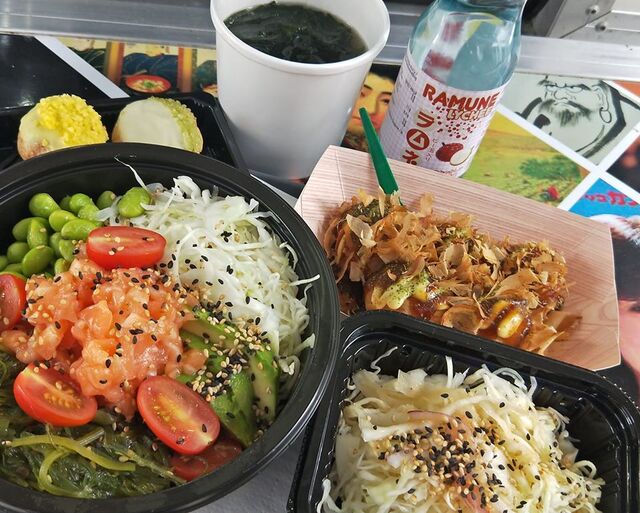 Menu Veggie: Poké Bowl, Choux, takoyaki