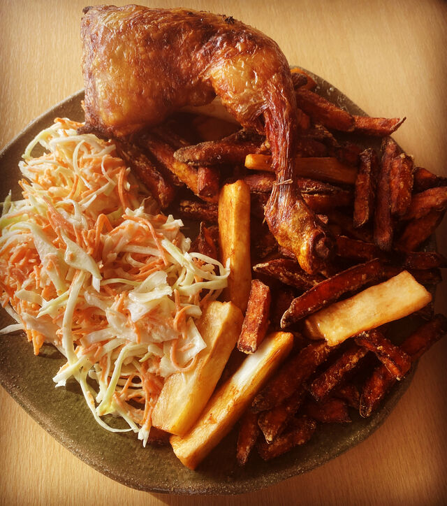 Menu soul food : poulet frit et coleslaw