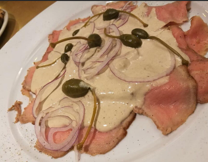 Vitello tonnato
(Ternera con salsa de atún)