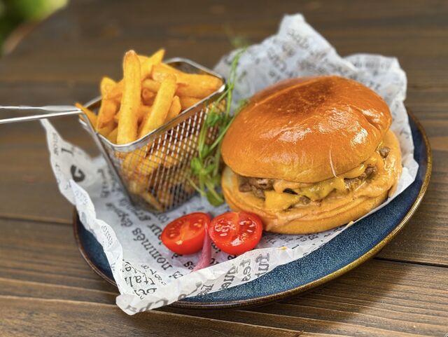 Smash burger csónak burgonyával