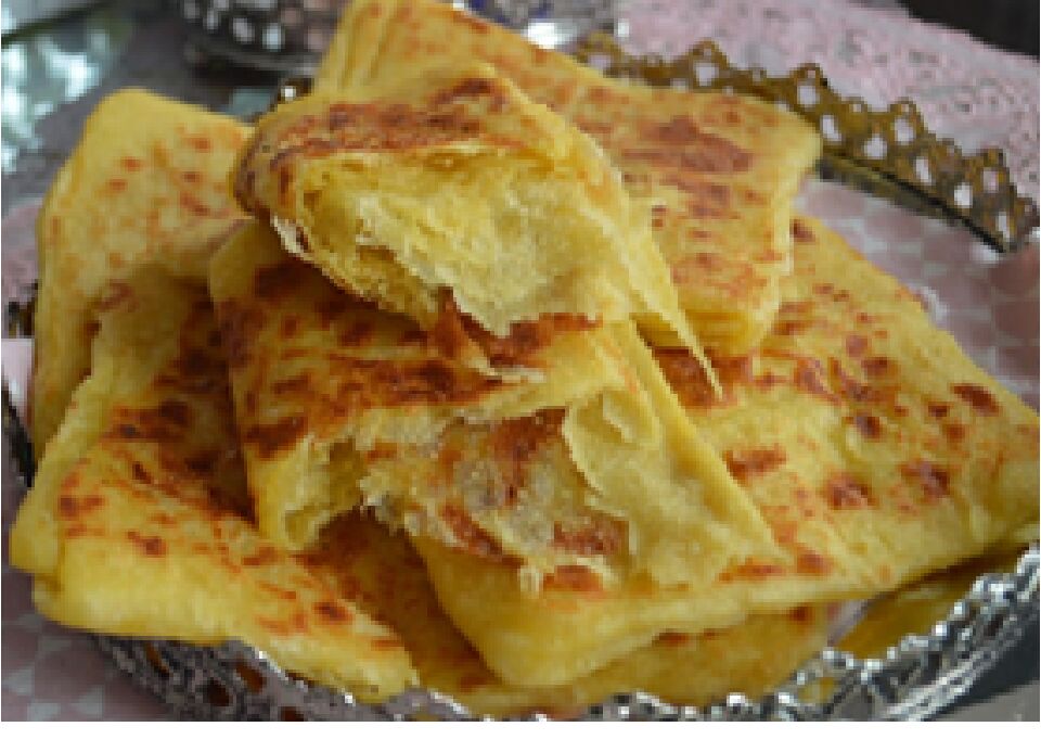 Mssemen (pièce)
Nature 2,50 €
Aux légumes 3,00 €
Aux légumes + viande hachée 4,00 €
Aux légumes + viande h et fromage 5,00 €