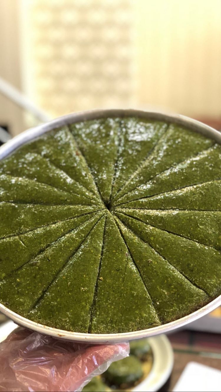 Ezmeli ve kaymaklı kadayıf 