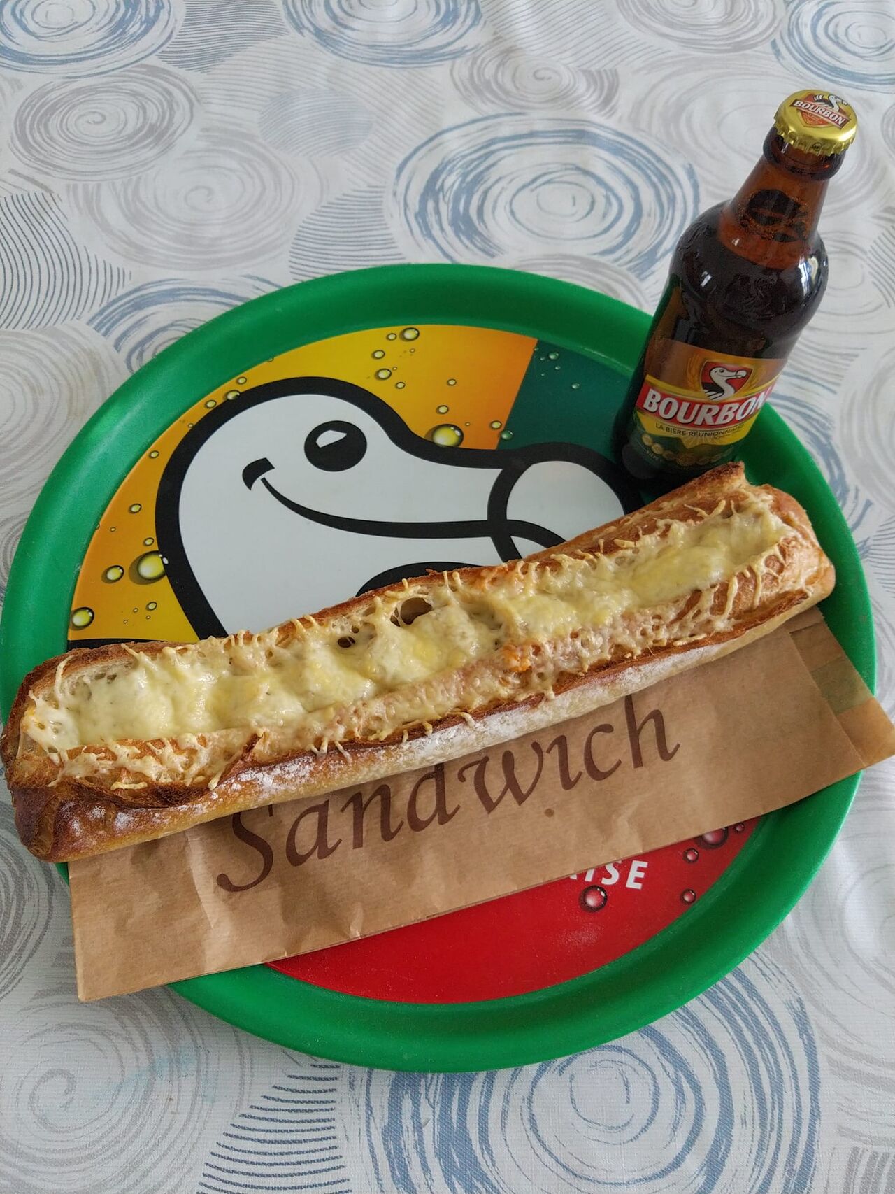 Un pain bouchons gratiné avec une Dodo le pied !!