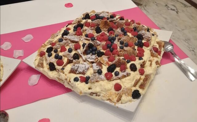 I nostri dolci
Sbriciolata frutti rossi 