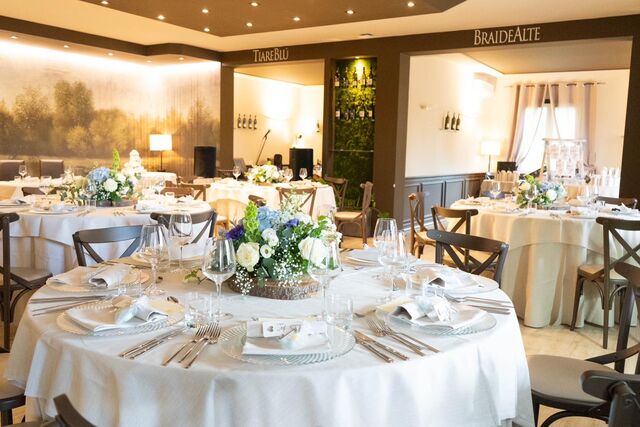 SALA GRAPPOLO BANCHETTO