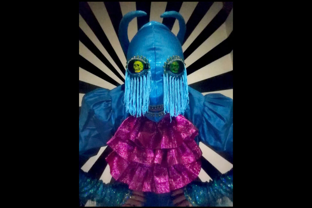 Jaggy B Glitterface NoShame