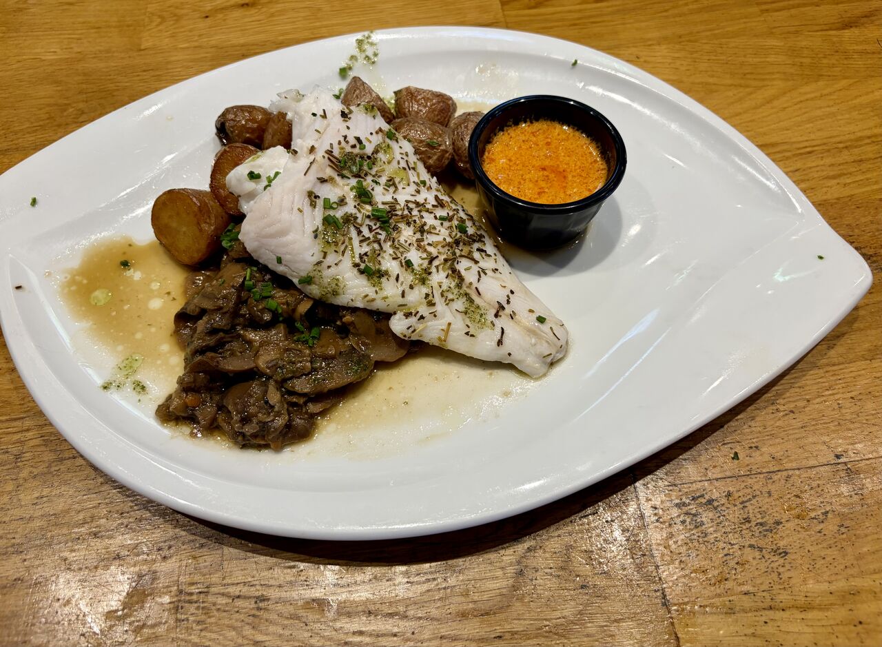 Filet de merlu, sauce chorizo 