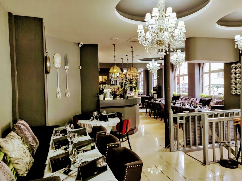 Une grande salle pour vous accueillir