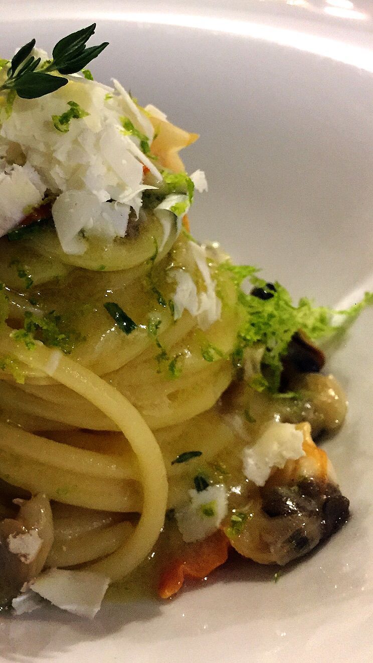 Spaghettoni di Gragnano, frutti di ,are 