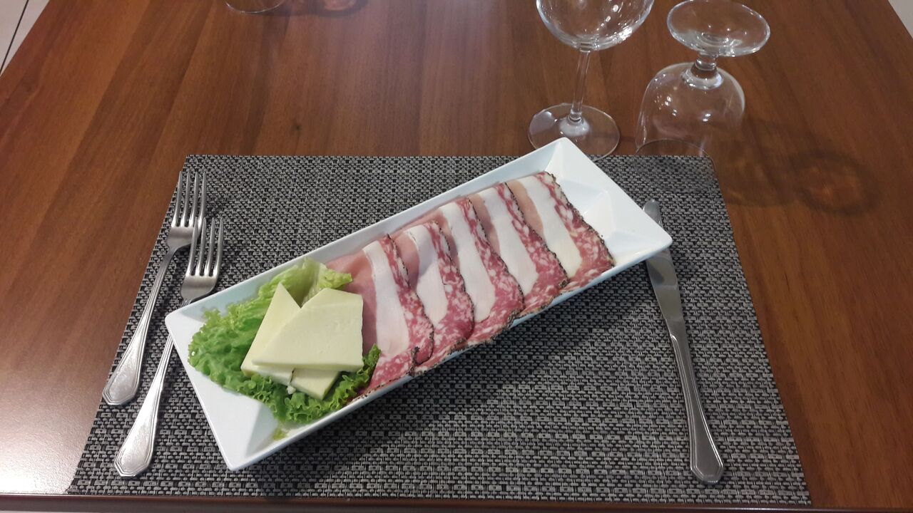 Regina di marca e morlacco