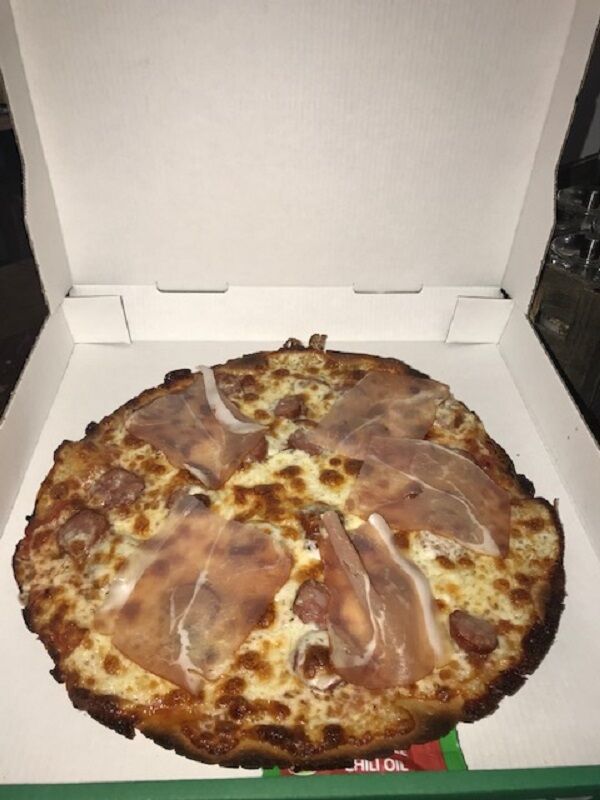 PIZZA MONTAGNARDE
BASE TOMATE, DIOTS SAVOYARDS , JAMBON CRU