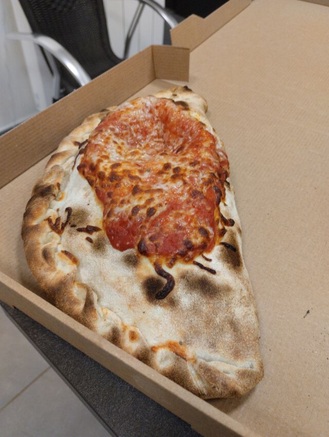 La Calzone