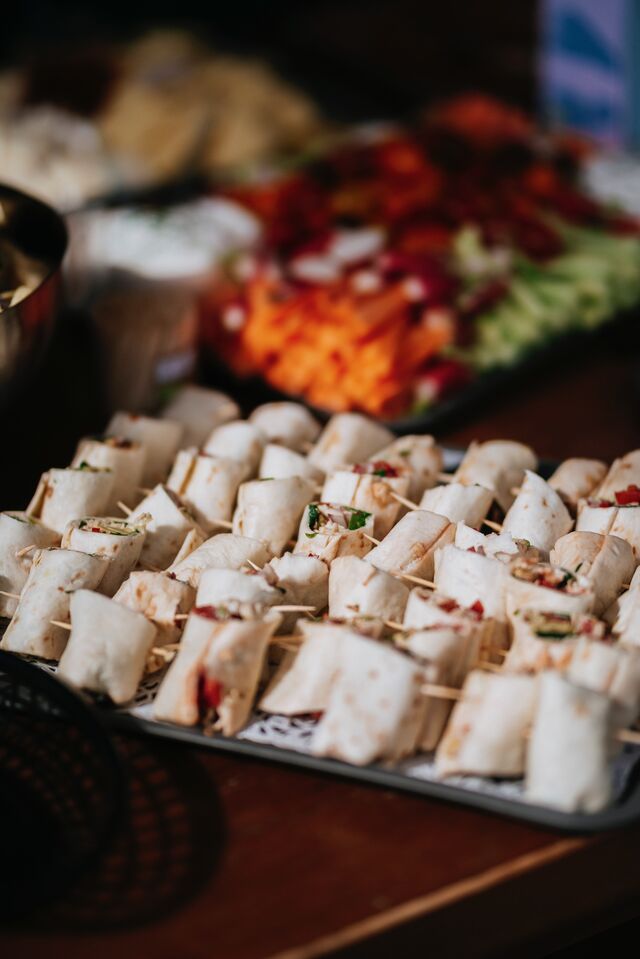 Wraps de poulet crudités