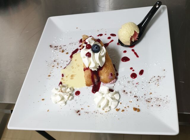 Dessert du jour du week-end du 23 octobre : une charlotte aux fruits rouges 