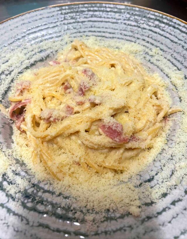 Spaghete Carbonara 