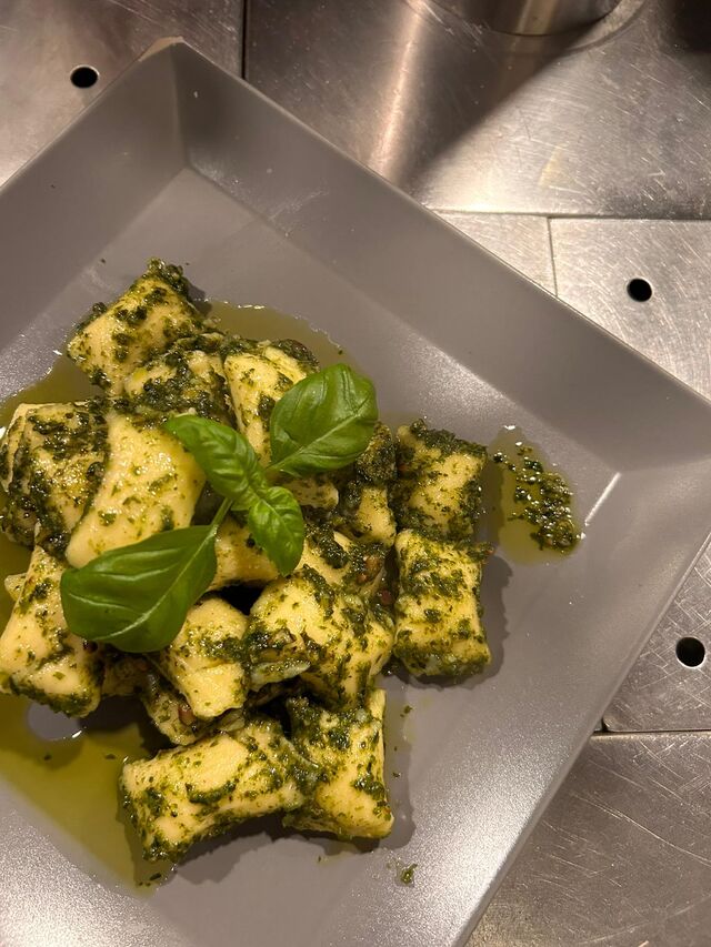 Hausgemachte Gnocchi Pesto