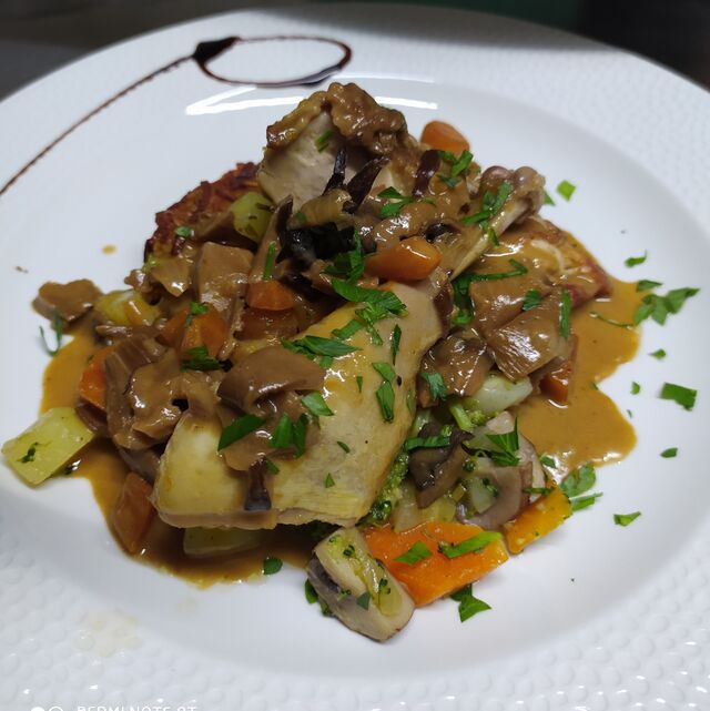 Fricassé de volaille sauce forestière