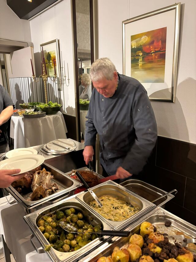 tranchieren von Gänsen