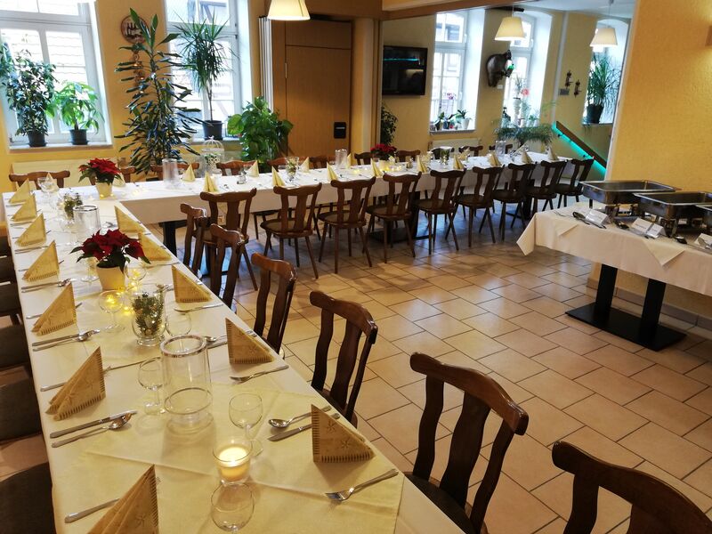 Weihnachtsfeier für 34 Personen