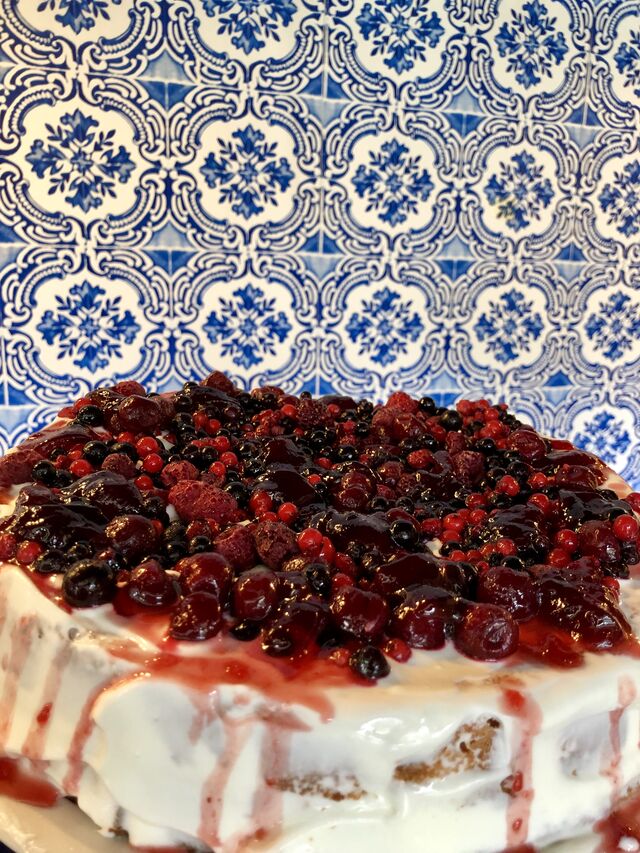 Gâteau Crème battue avec fruits rouges