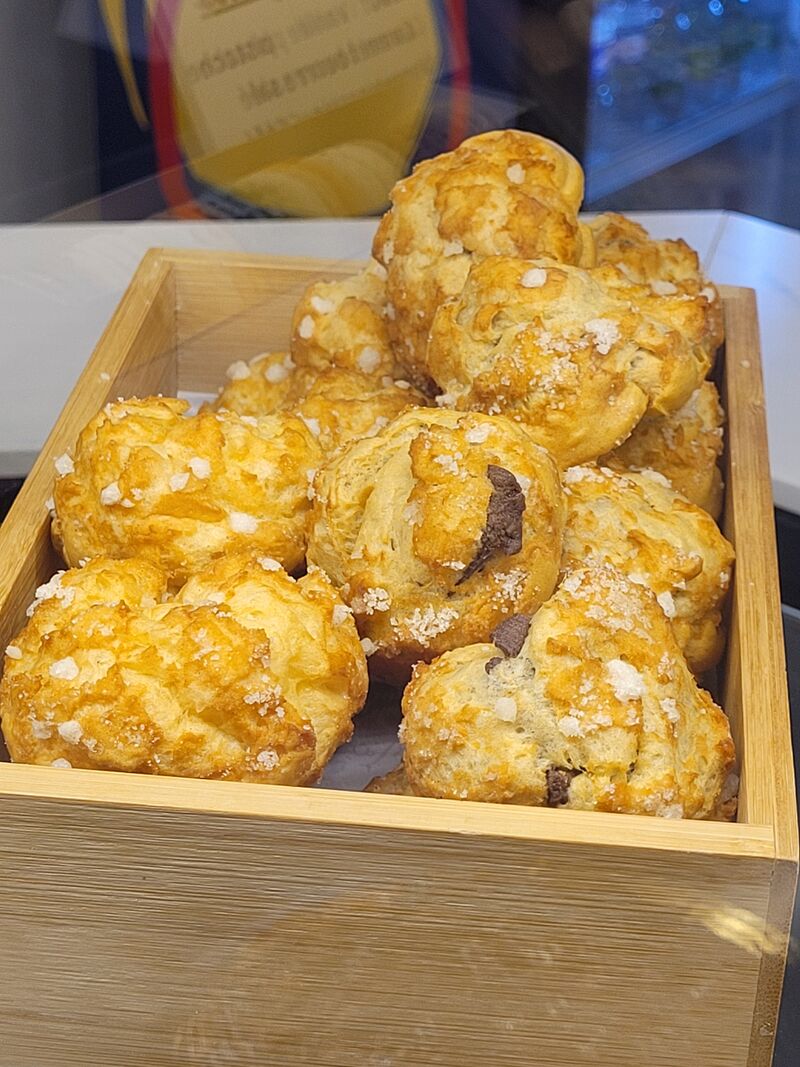 CHOUQUETTES A LA CREME vanille ou chocolat