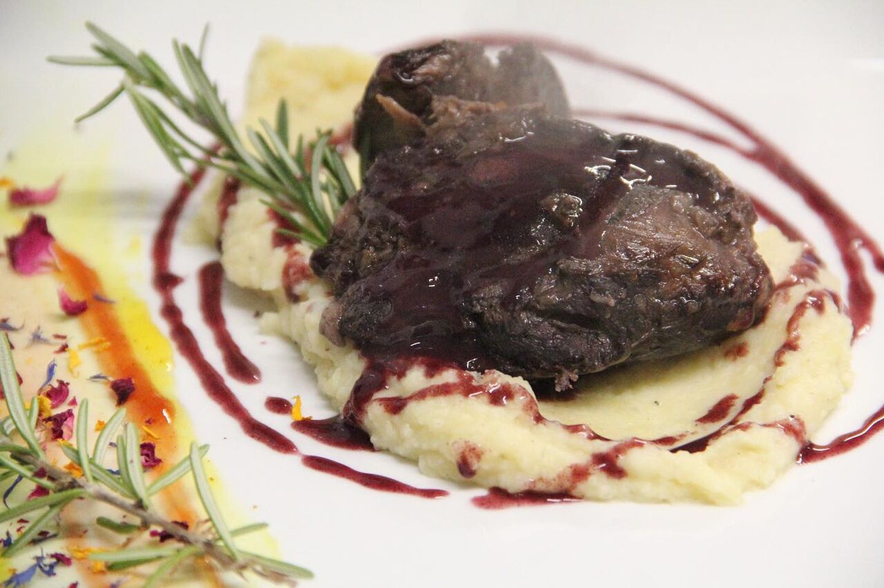 Guancialino di maiale all'amarone ristorante il punto rosa verona