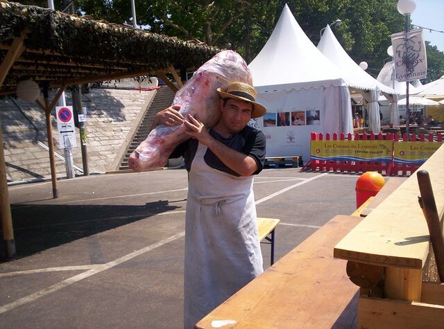 Cuisse de boeuf - 20€ par pers cuisson + découpe + service 