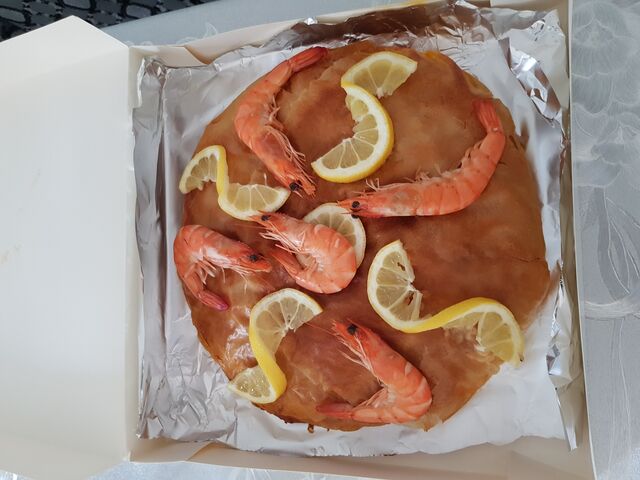 Grande pastilla fruits de mer sur le 