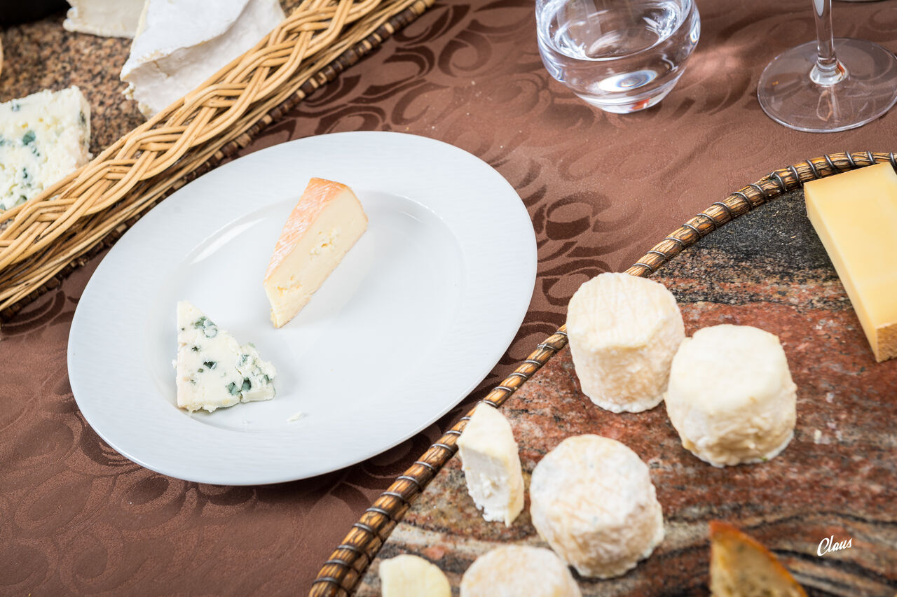 Plateau avec large choix de fromages