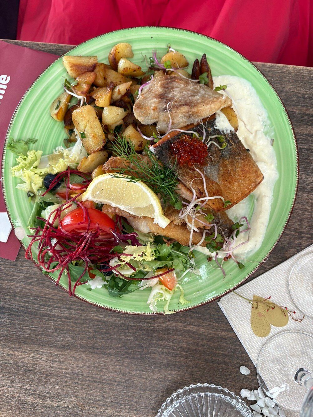 Kapitänsteller an Bratkartoffeln 