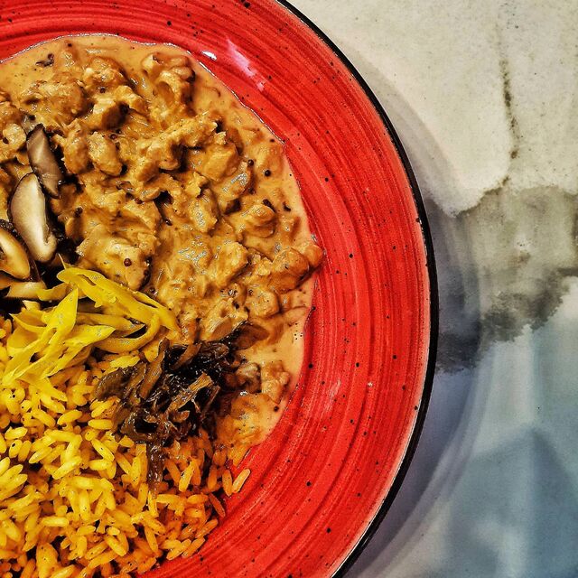 Strogonoff con Arroz pero Sin Carne