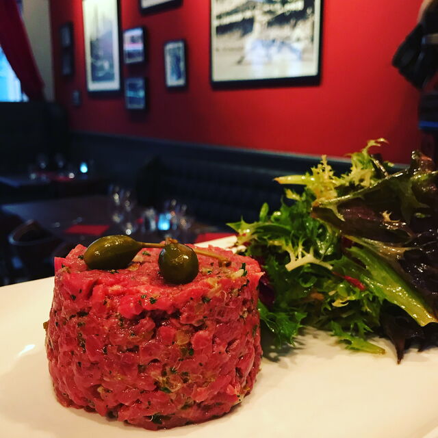 Tartare fondant de Black Angus coupé minute au couteau