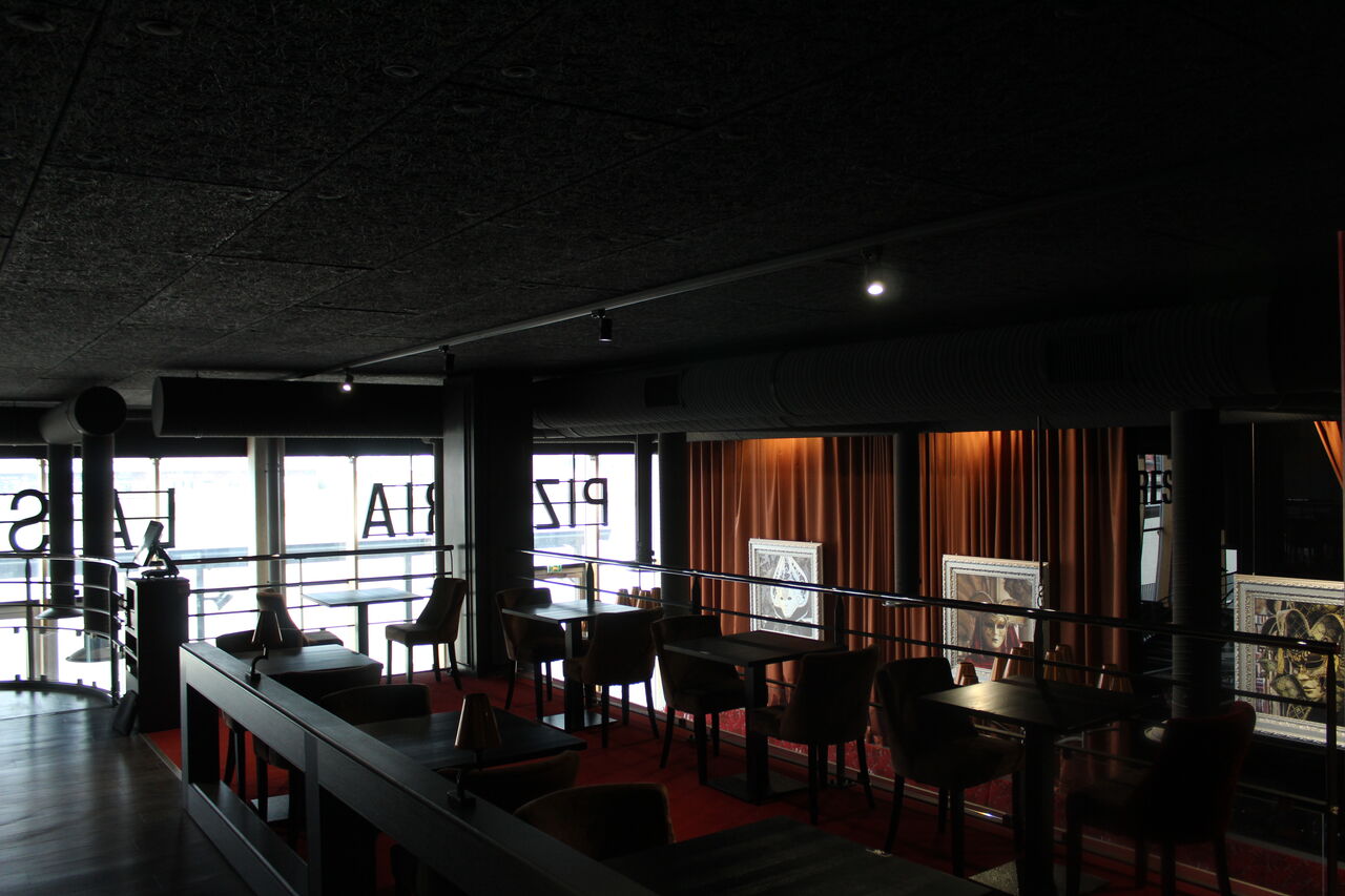 Avec une vue sur Seine