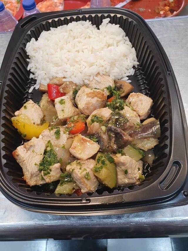 Brocheta de Pavo con Arroz