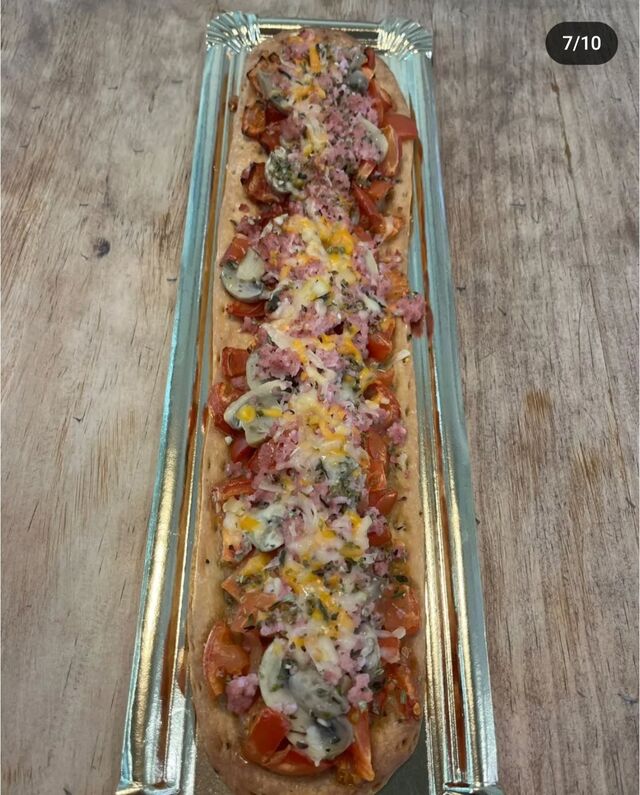 Bacon, Champiñón, Tomate y Queso