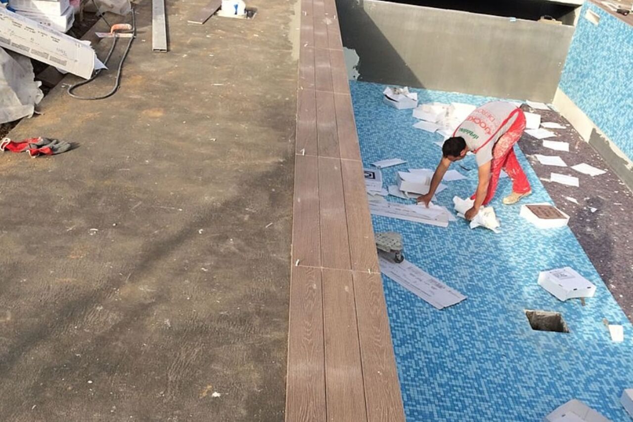 RIVESTIMENTI E RIPRISTINO PISCINE