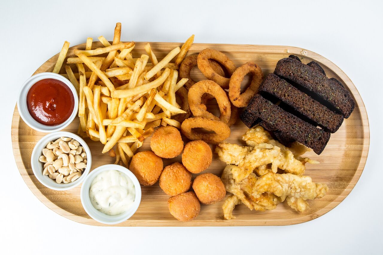 Пивна дошка на компанію.