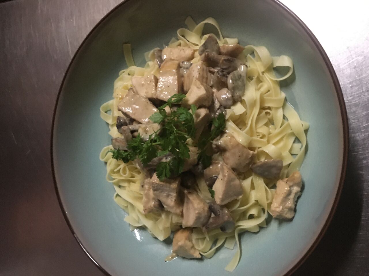 Tagliatelles poulet champignons 