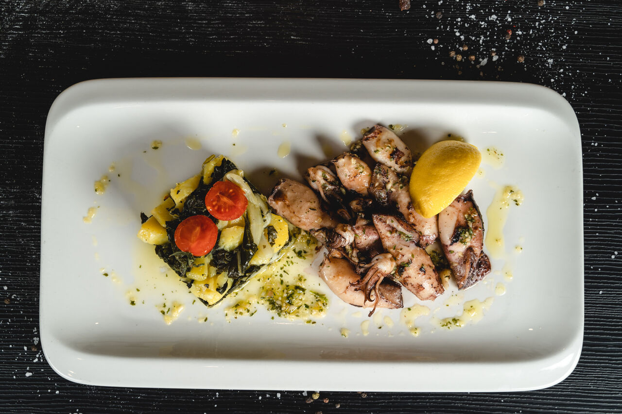 Lignje grill s krumpirom i blitvom