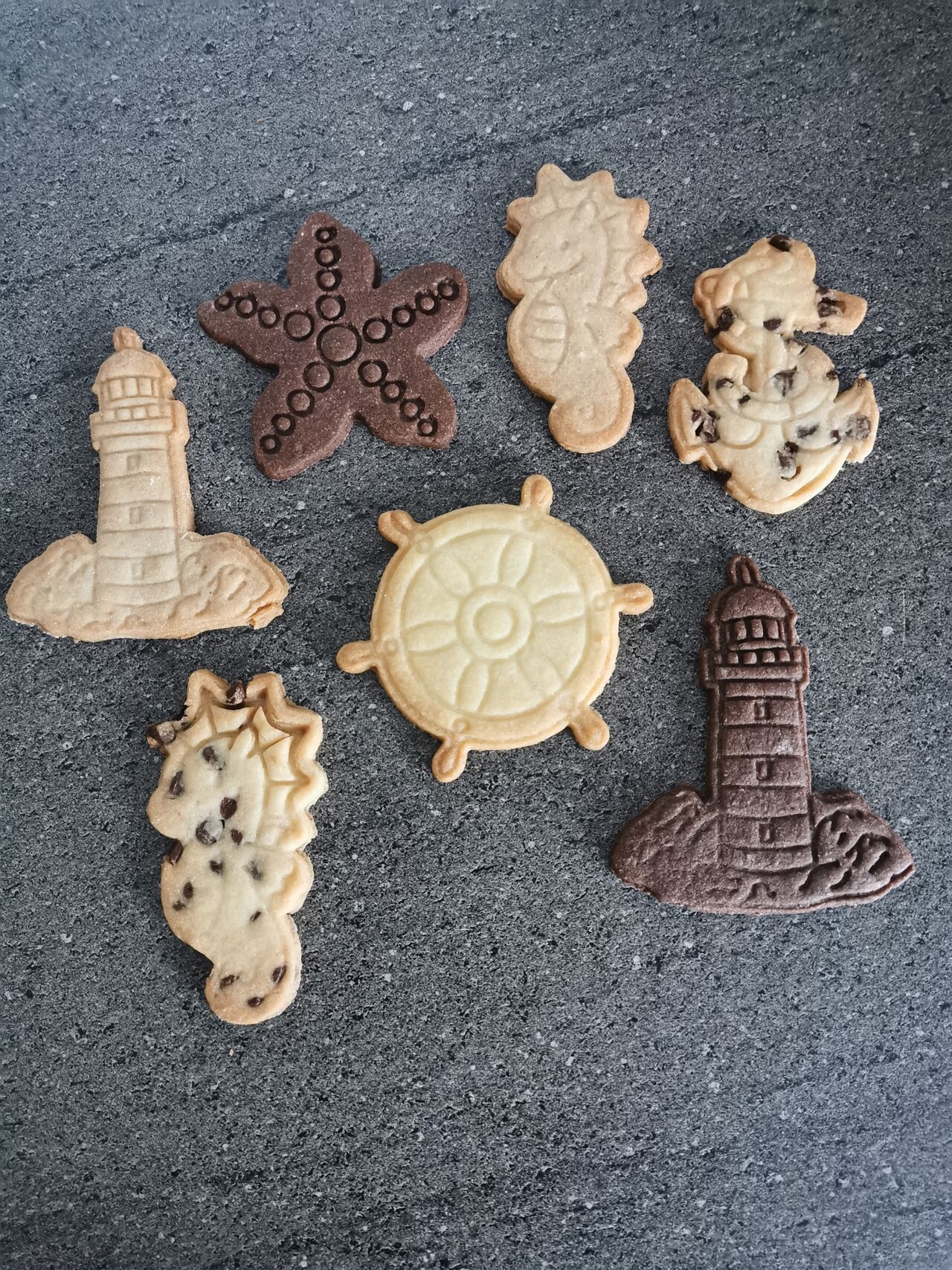 Biscuits sur le thème de la mer.
Différentes saveurs .