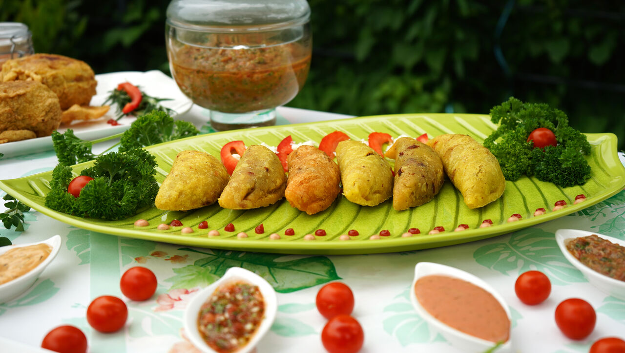 Oferta favorable/por mayor.
4x a 5,00€
10x a 12,00€
25x a 20,00€
60x a 50,00€
Tambien congeladas para llevar
