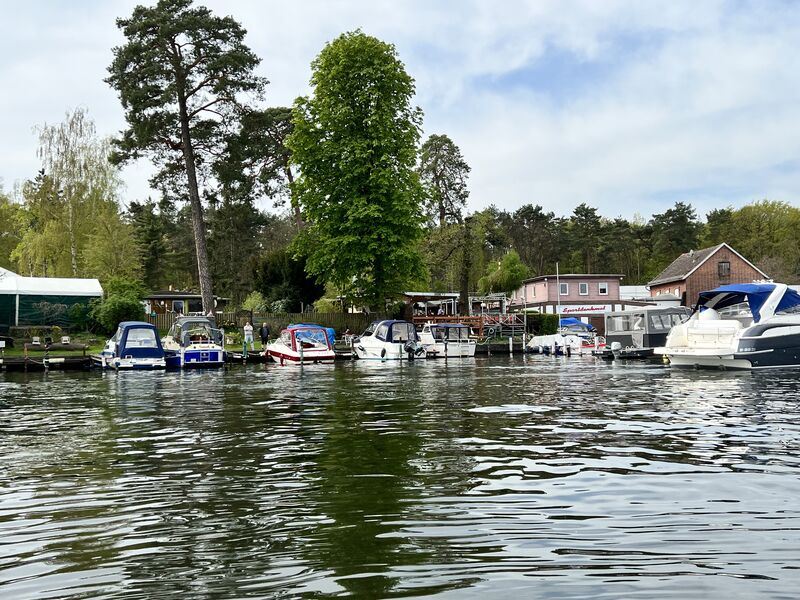 Bootshaus Sportdenkmal vom Wasser