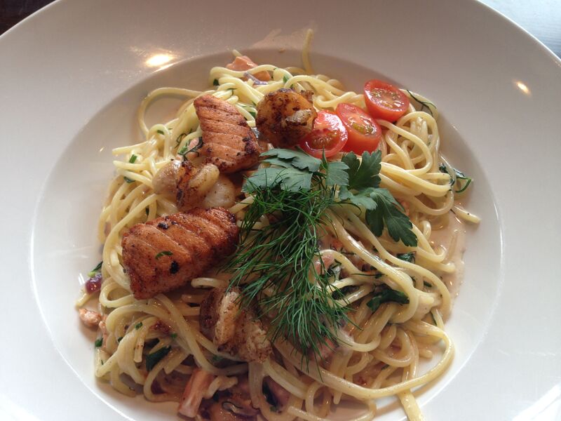 Pasta mit frischen Lachs