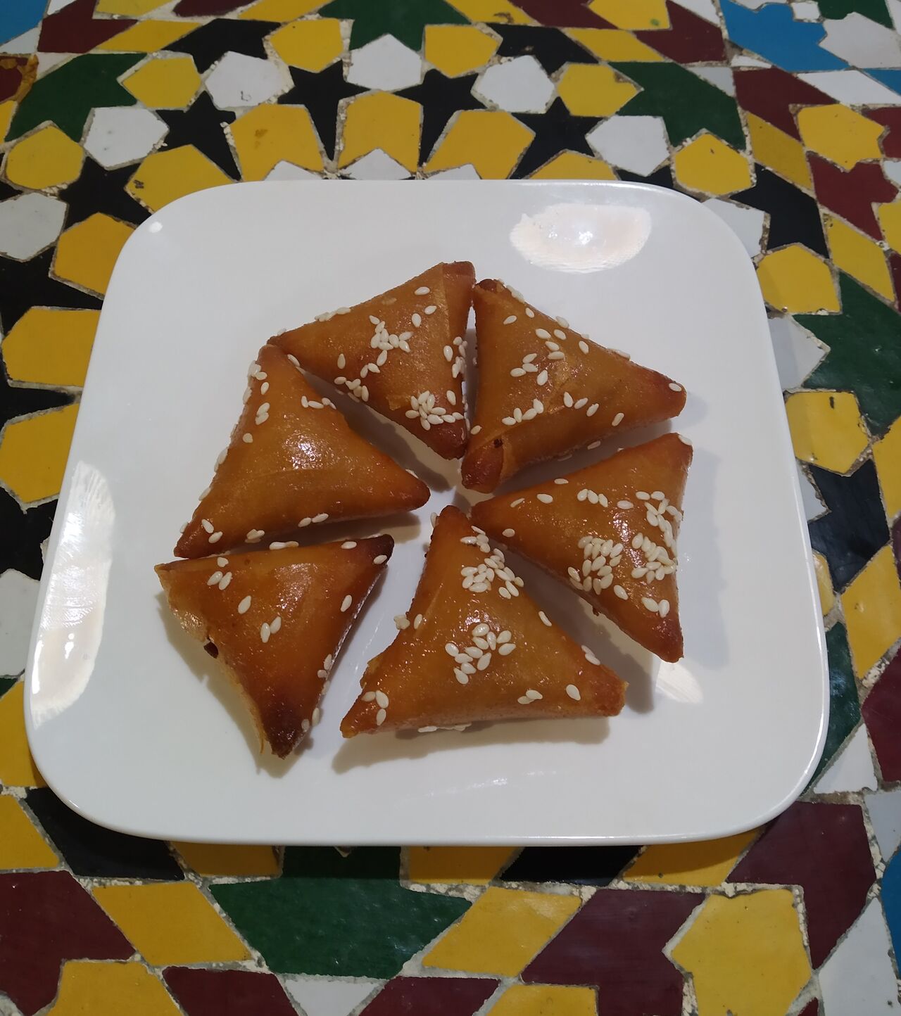 Pâtisseries orientales - Briwate (miel, amandes)