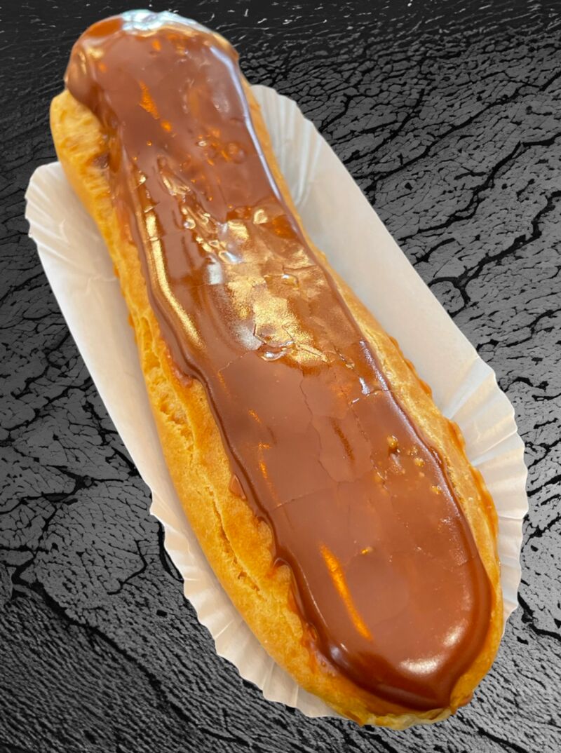 Éclair au chocolat 