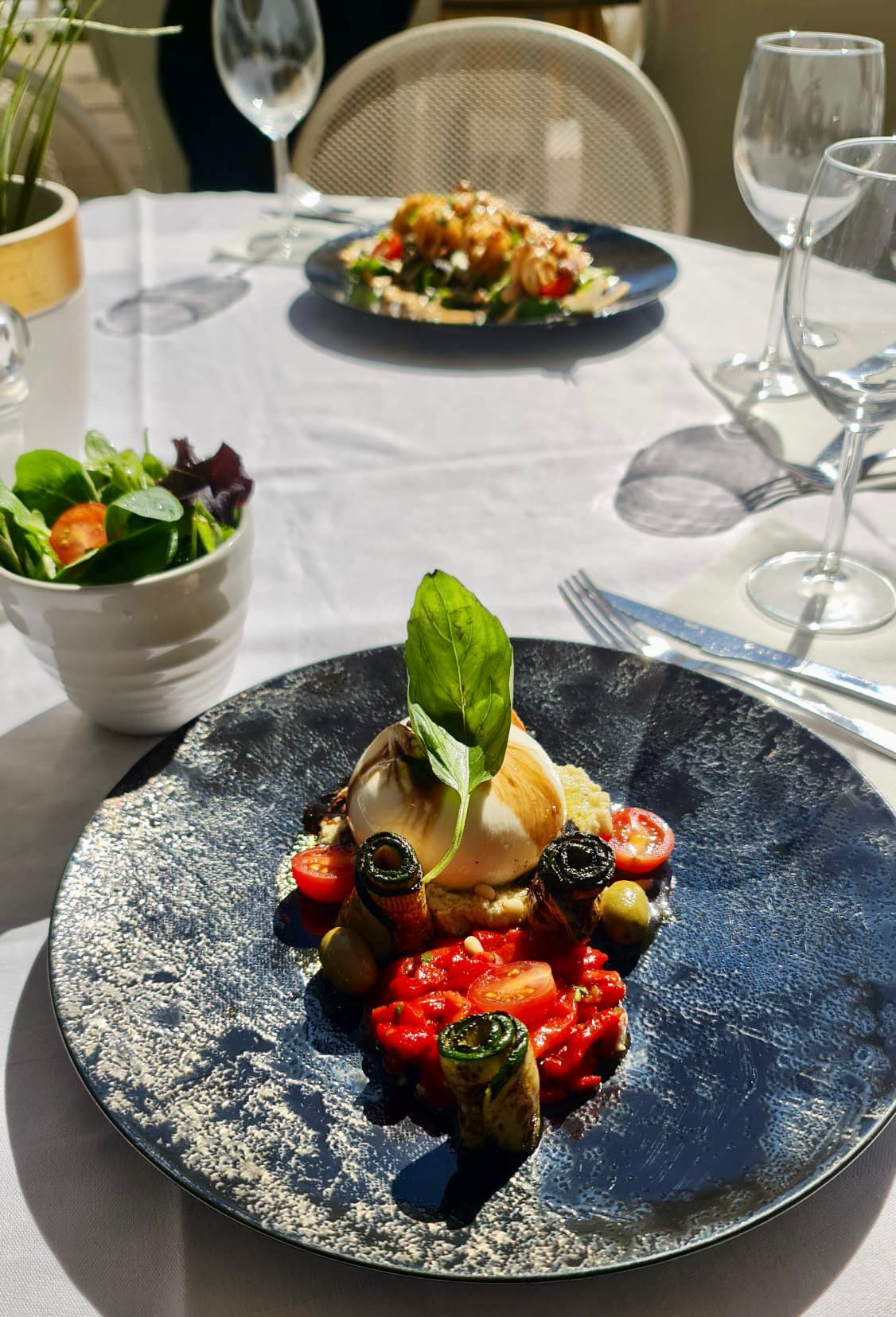 La Perle Vieux Port Marseille French cuisine near me Book now