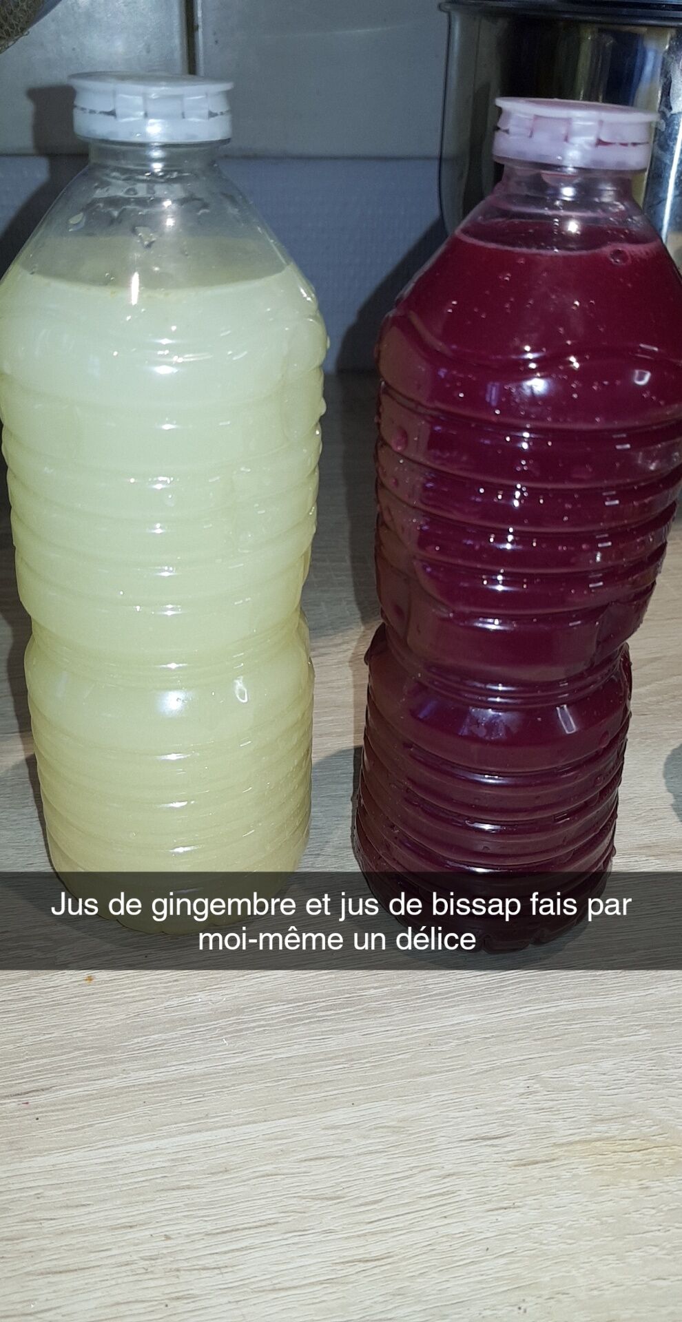 Jus de gingembre et jus de bissap 