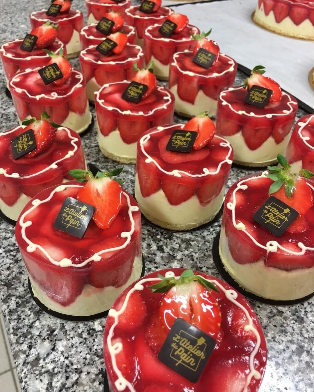 DES FRAISES, DES FRAISES, DES FRAISES !!!