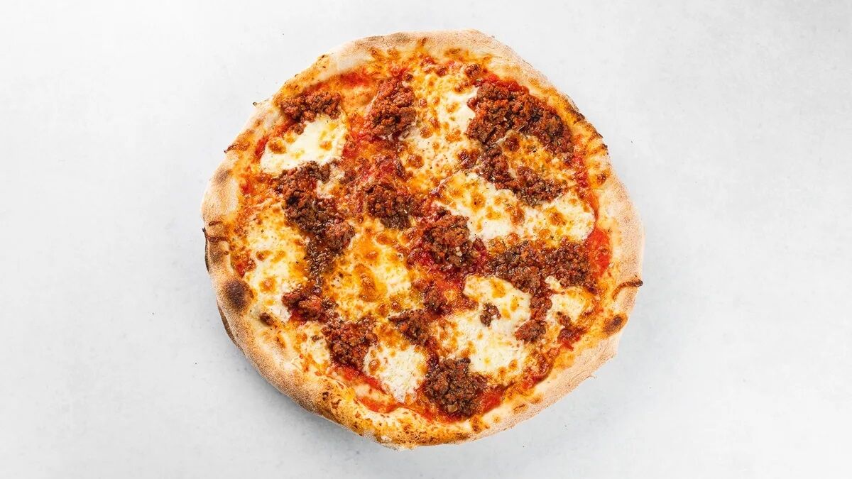 Bolognese pizza