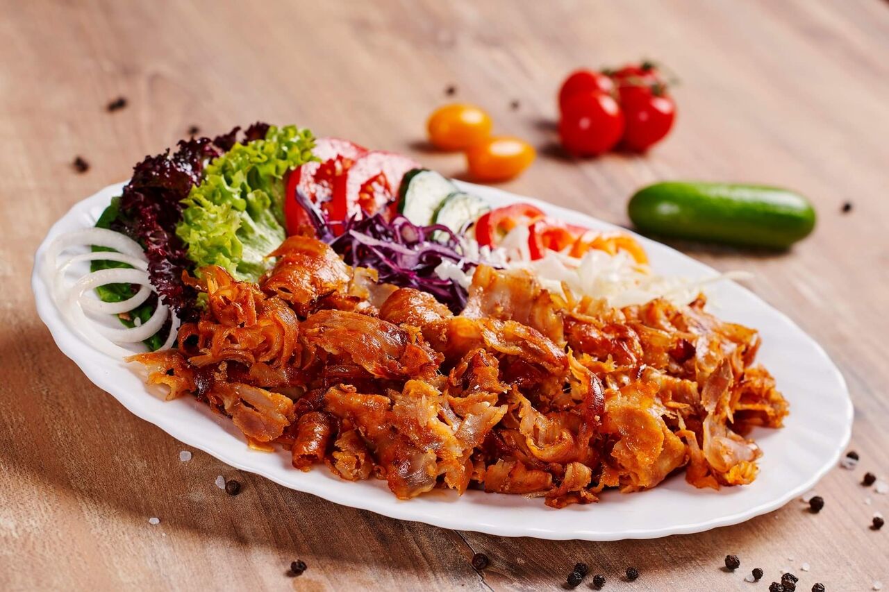 Velký talíř s kebabem a chlebem | Miro Kebab, Jablonec nad Nisou